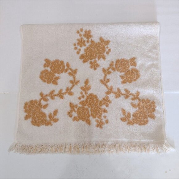 Vintage 70s Cannon Monticello Sculpted Floral Gold White Towel Retro 22 X 40 - Picture 4 of 12